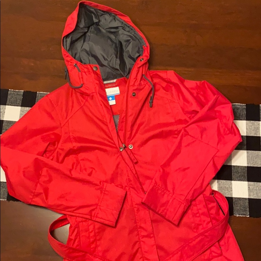 Columbia Omni shield advanced rain coat